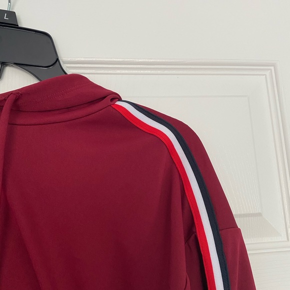 Slit Sleeve Sweatshirt - Picture 3 of 5